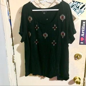 🍎beaded black t shirt🍎